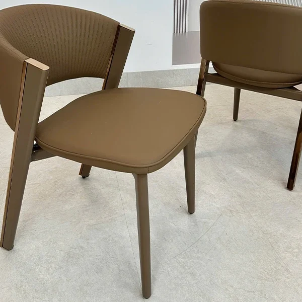 Ghế ăn nhập khẩu Ariston