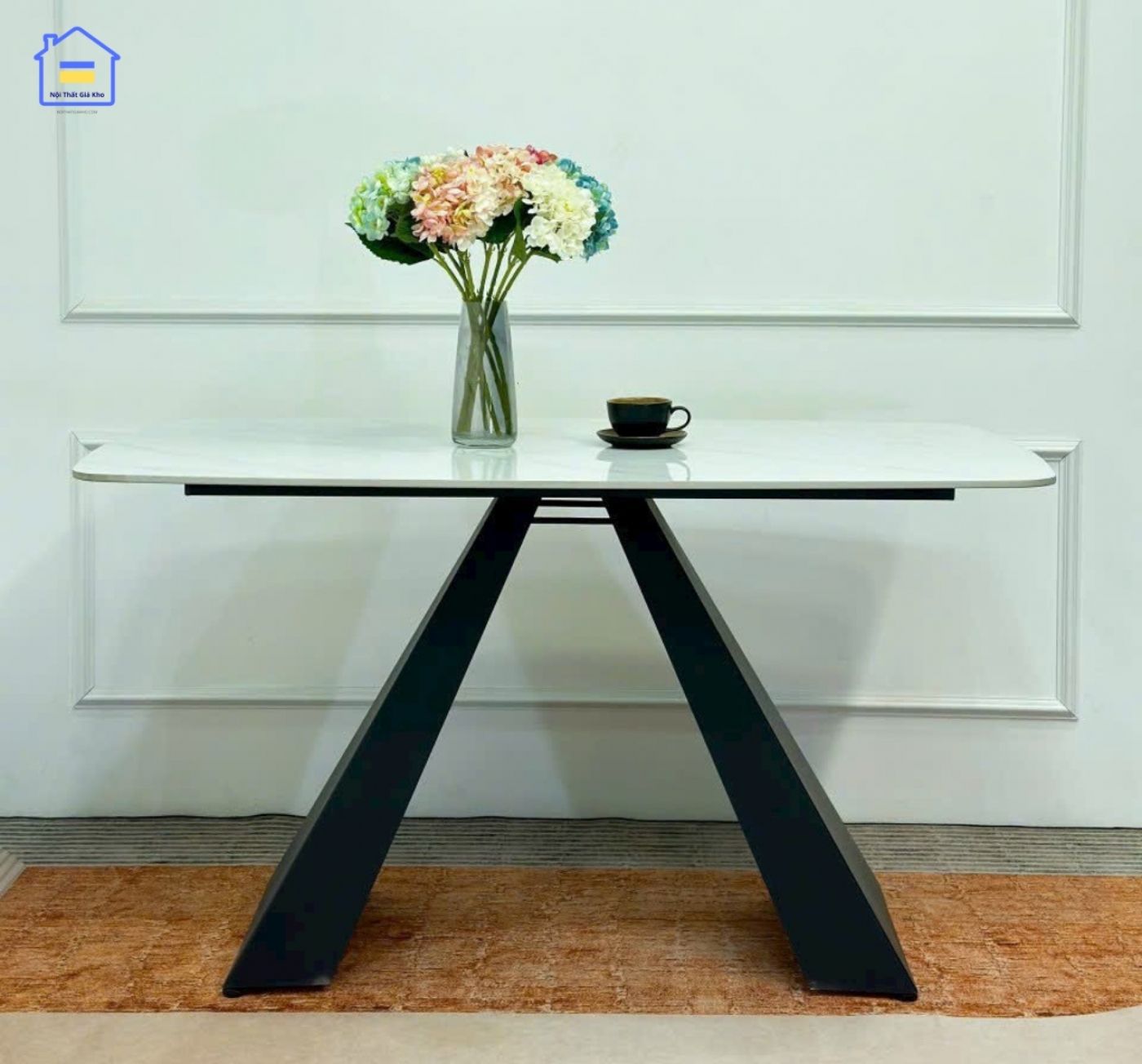 Bàn ăn mặt đá ceramic chân chữ A