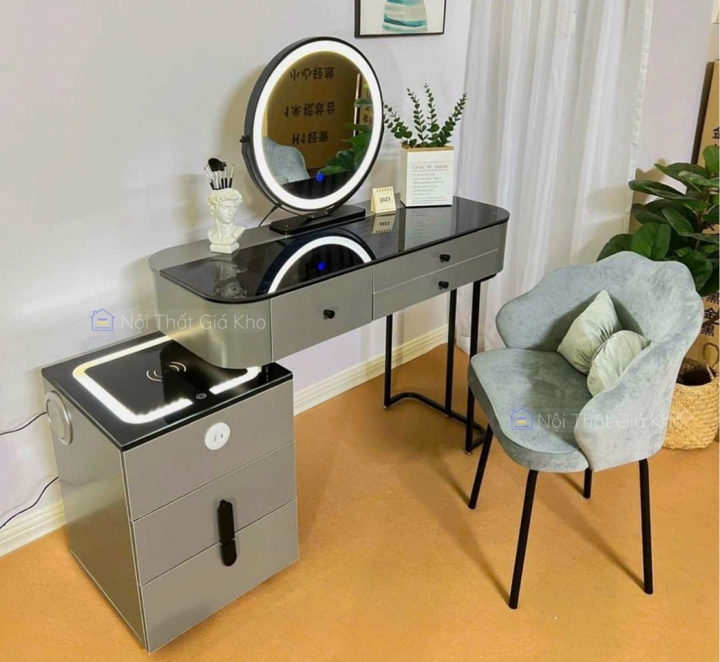 Bàn trang điểm nhập khẩu giá rẻ GK04