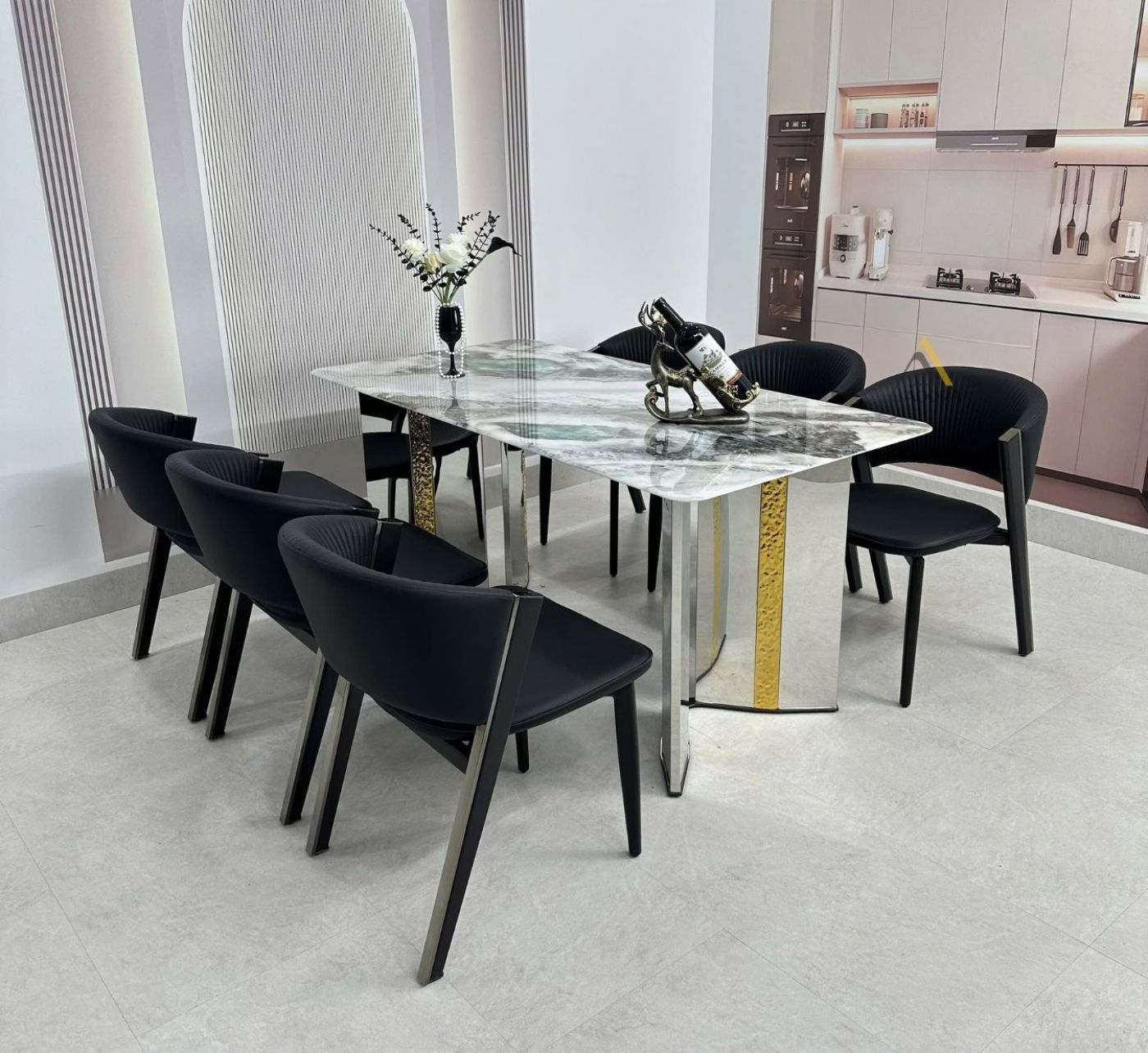 Bộ bàn ăn Adora Ariston