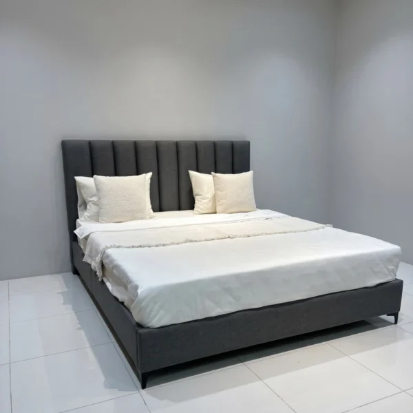 Giường bọc nệm Adora TL03