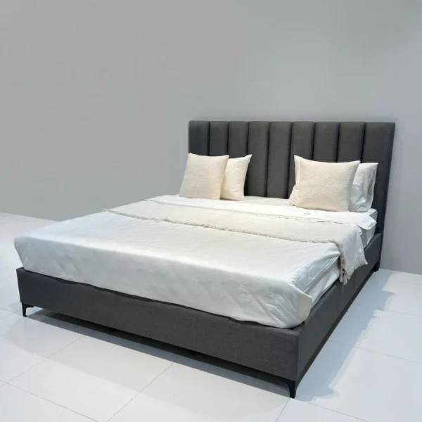 Giường bọc nệm Adora TL03
